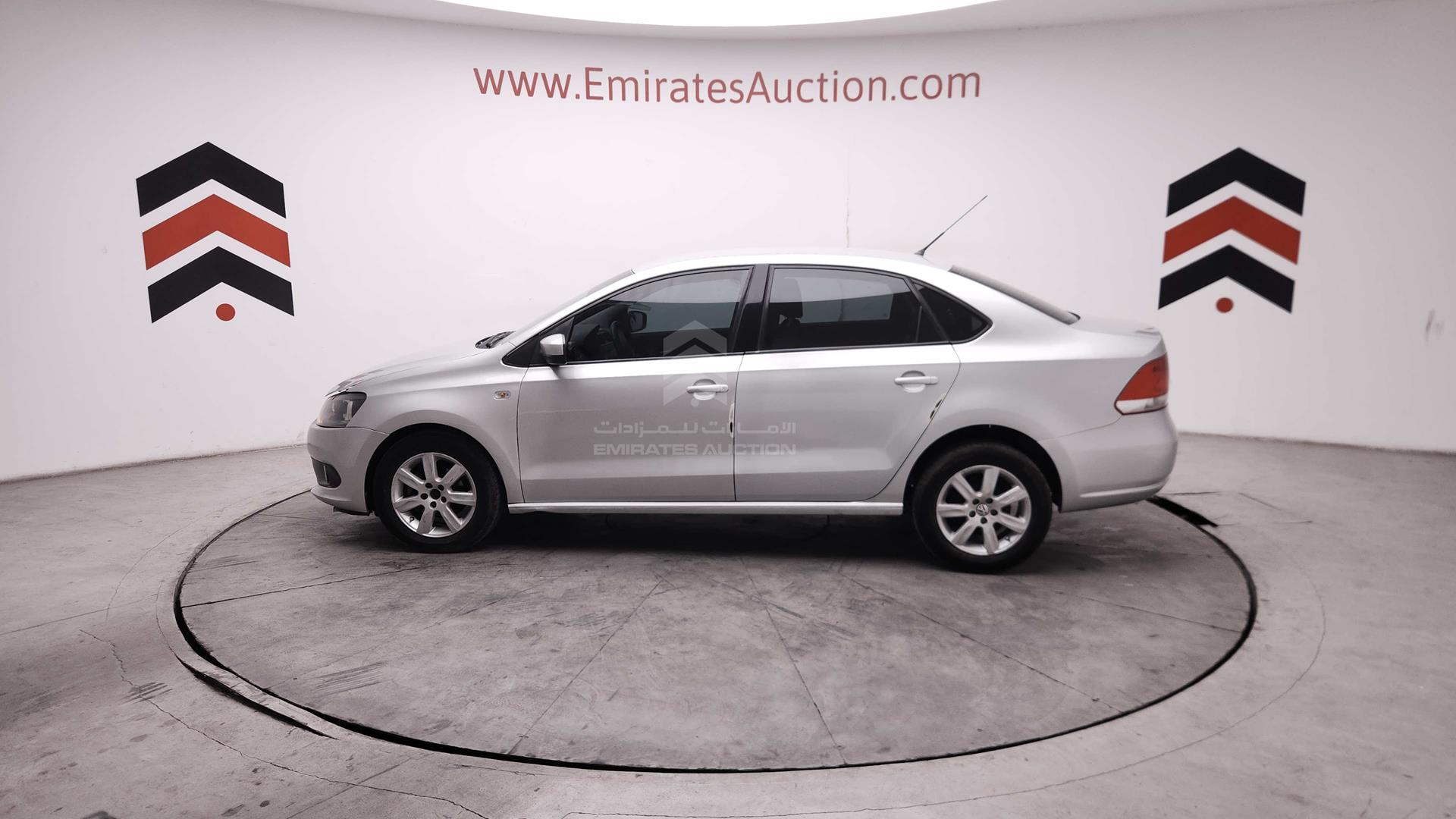 2012 VOLKSWAGEN POLO VIN: WVWBC2A70CT010036