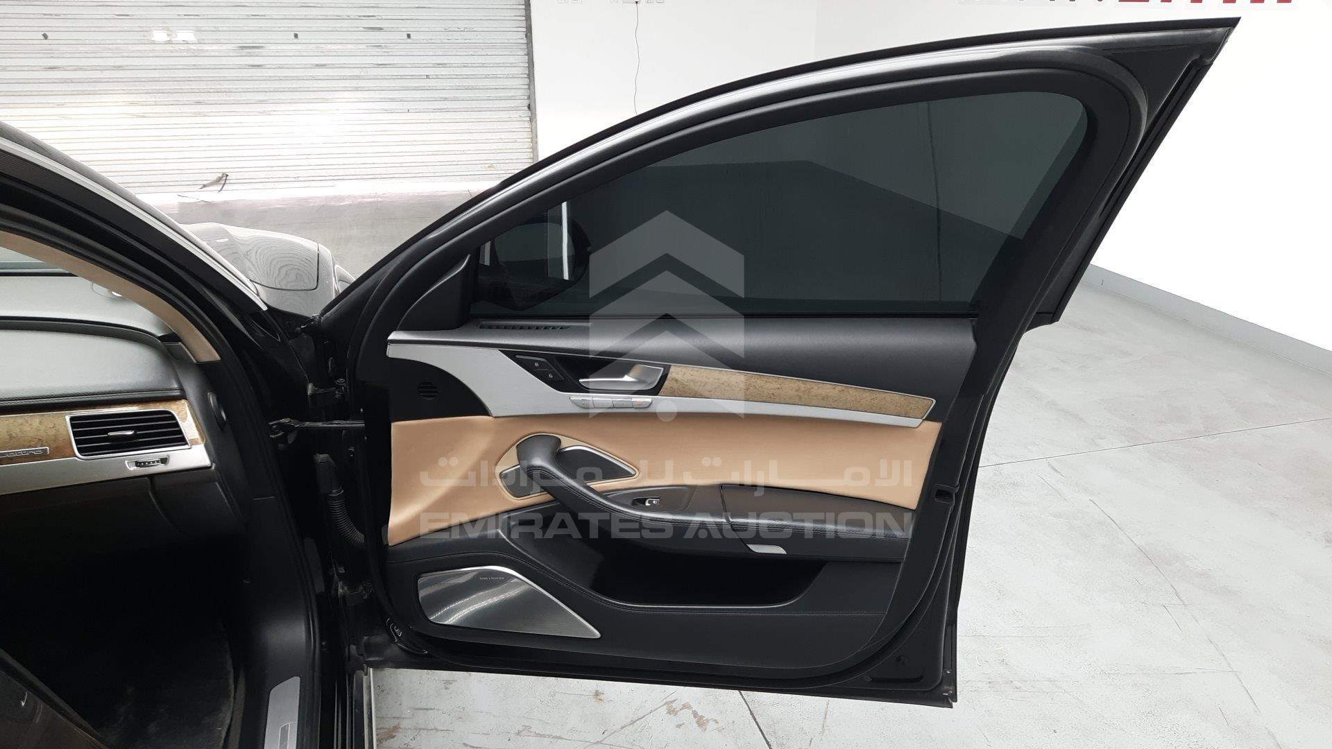 WAURVB4HXBN007397 - 2011 Audi A8 - #490352