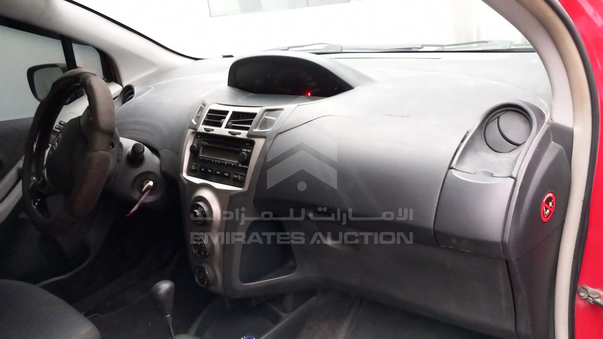 2009 TOYOTA YARIS VIN: JTDKW923995117837