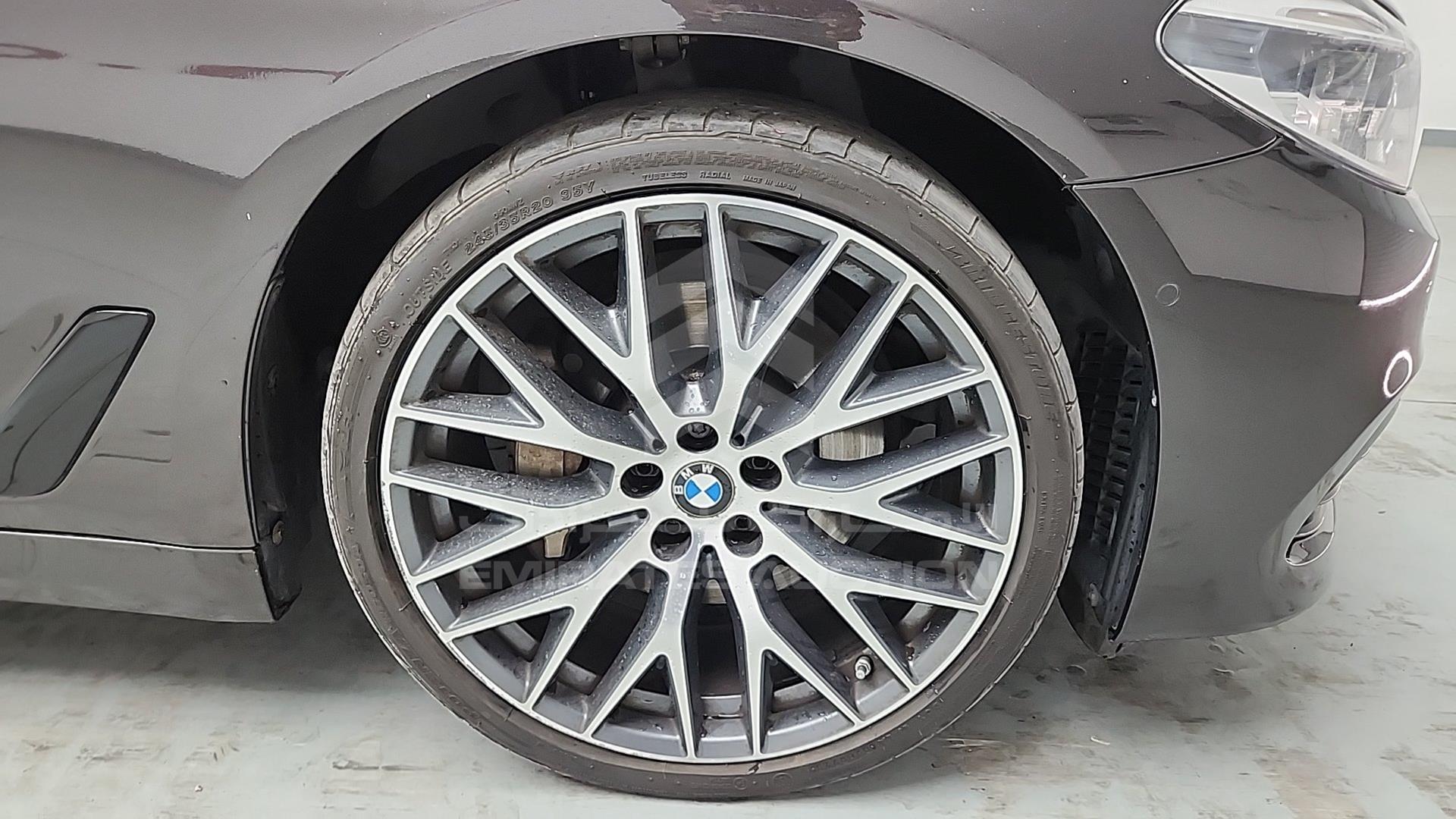 2018 BMW 540I VIN: WBAJB3104JG970972