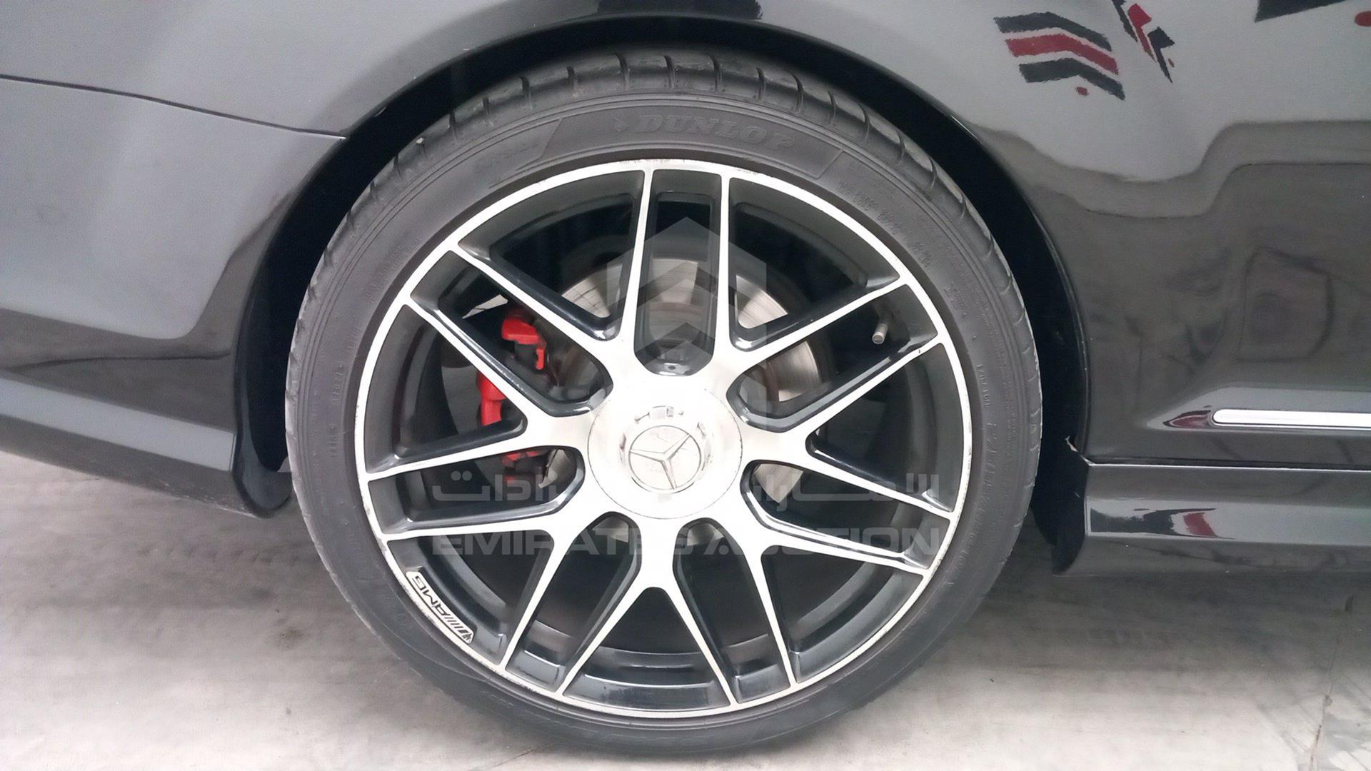 2012 MERCEDES CL 500 VIN: WDD2163731A027647
