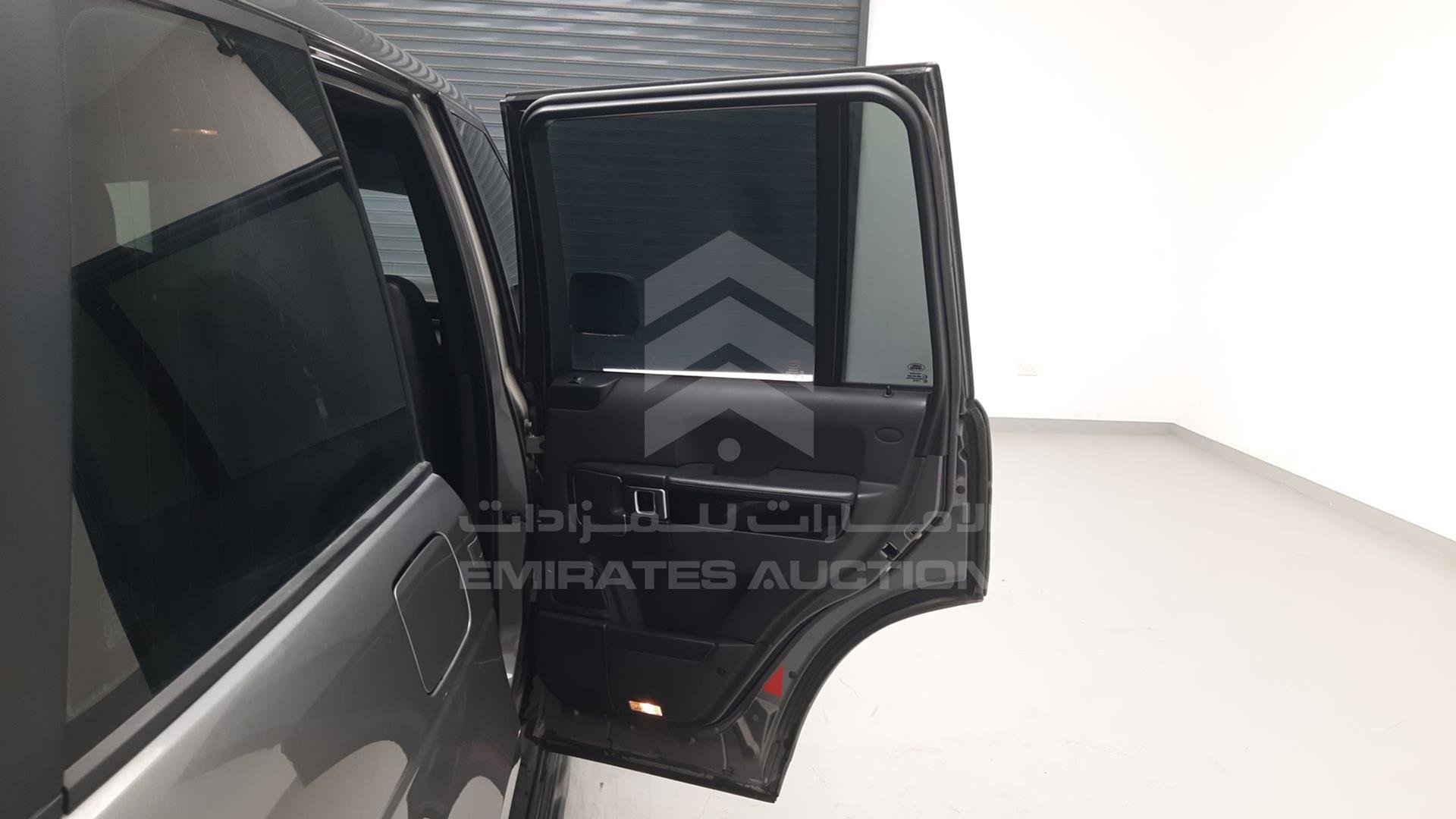 2010 RANGE ROVER VOGUE VIN: SALLMAME4AA309537