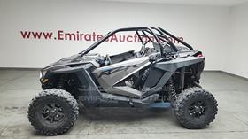 2021 Polaris — Front Left Angle — Photo 6 — Thumbnail
