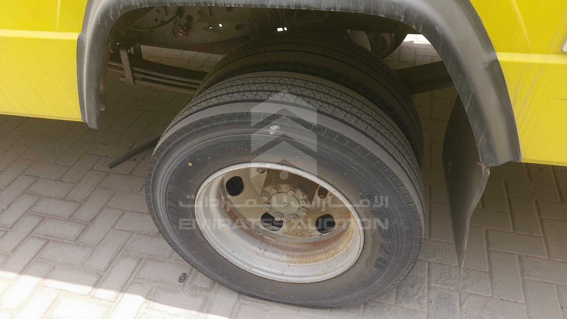 0 MERCEDES --- VIN: WD3D049349N137250