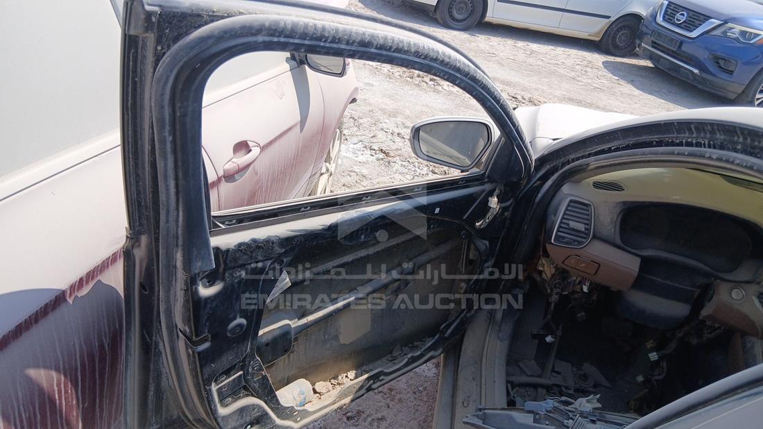 2018 Hyundai Grandeur - Scrap without document — Front Left Door — Photo 9