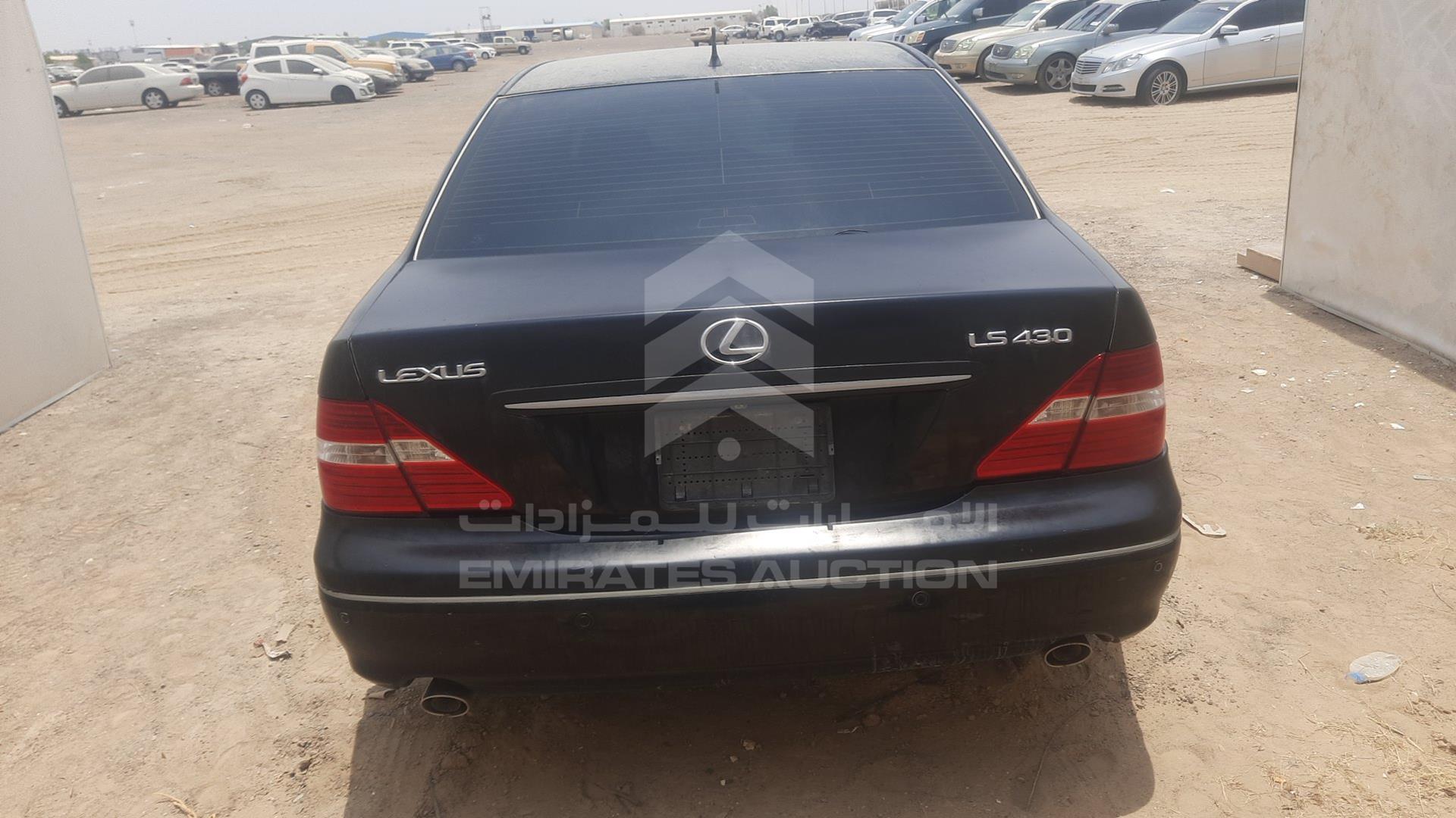 2004 LEXUS LS 430 VIN: JTHBN36FX40135742