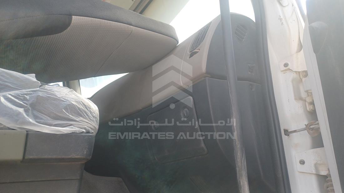 2014 Renault 440 — Front Right Passenger Dashboard View — Photo 20