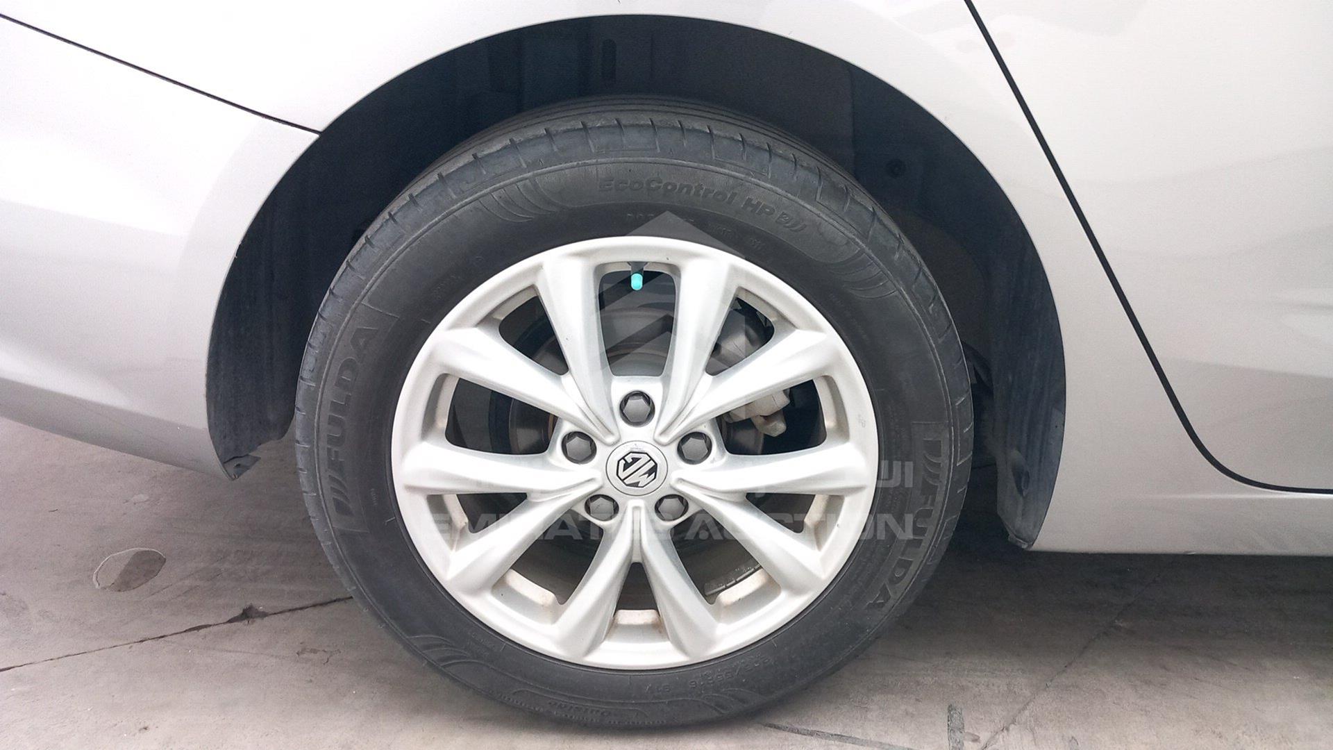 2022 MG MG 5 VIN: LSJA36E34NZ042450