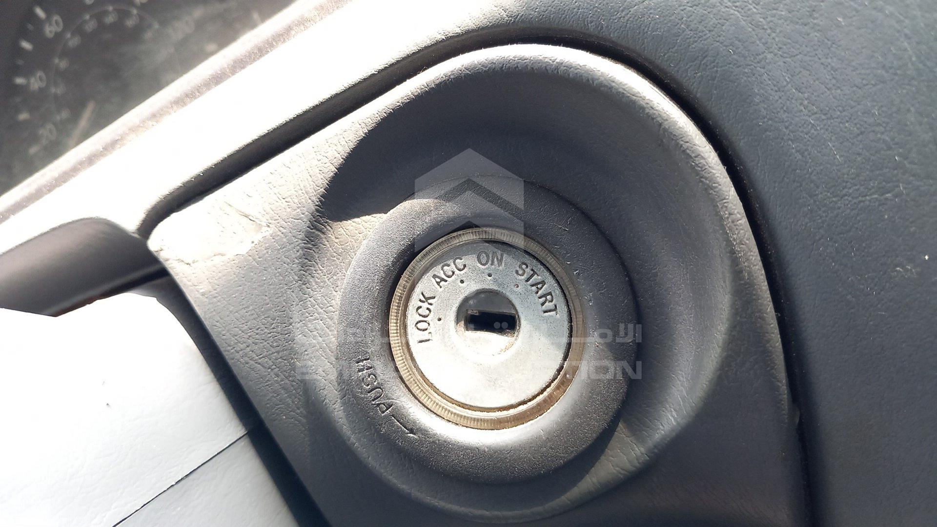 2000 TOYOTA CAMRY VIN: 4T1BF22K4YU110101