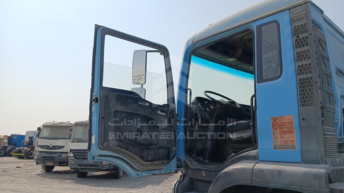 2006 Man TGA 33.360 — Front Left Door — Photo 10