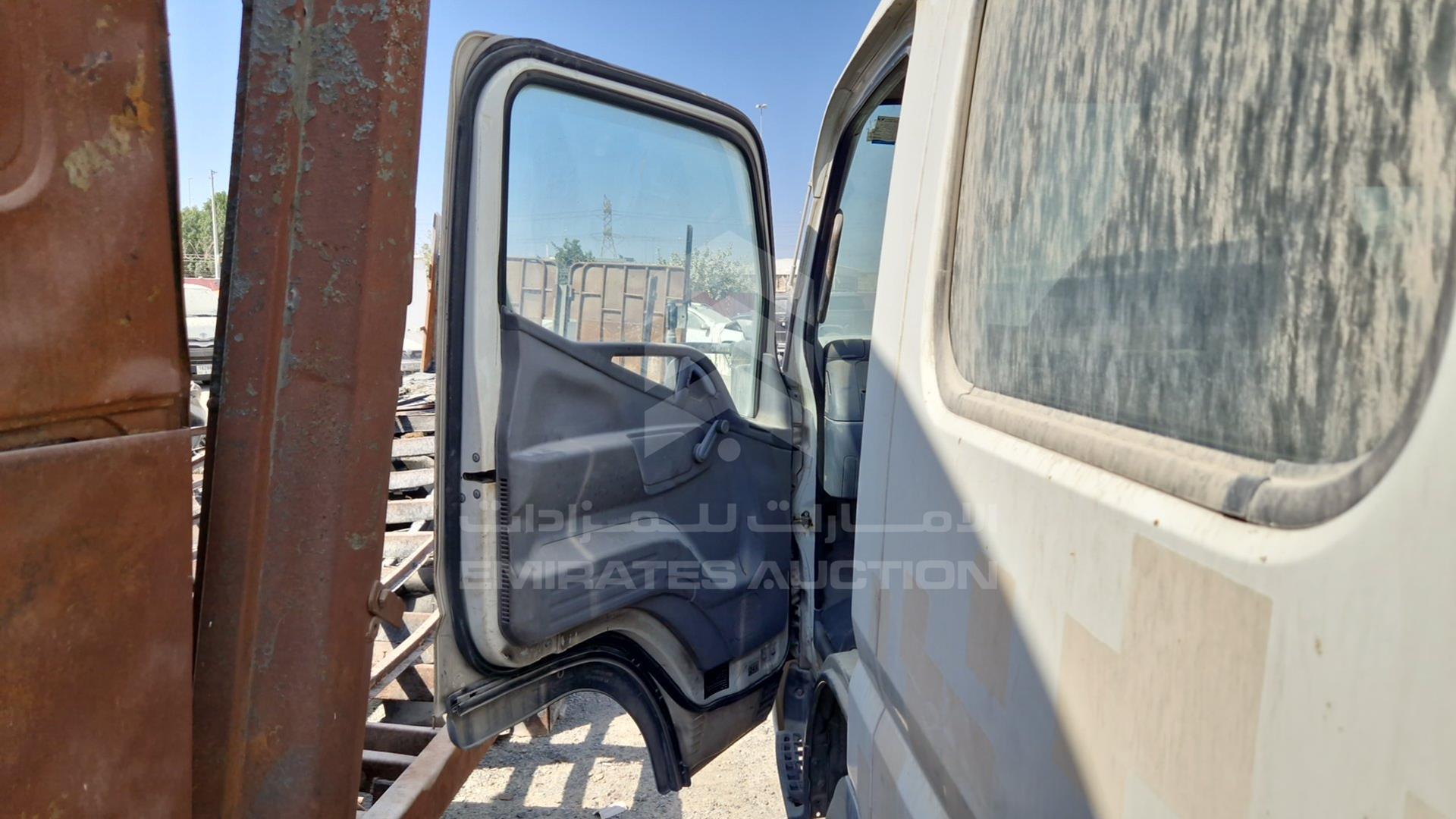 2009 MITSUBISHI CANTER VIN: JL7BCE1J99K007909