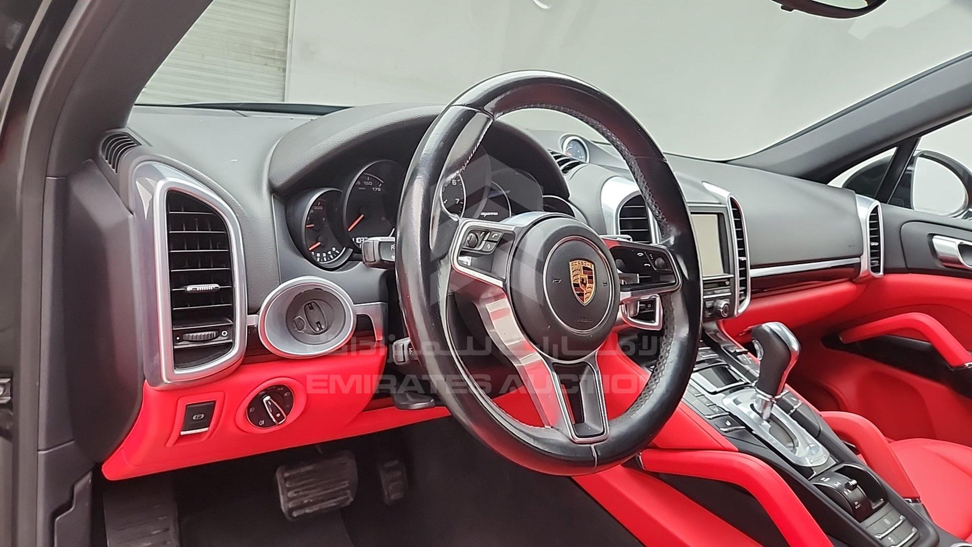 2016 PORSCHE CAYENNE VIN: WP1AA2A28GKA13573