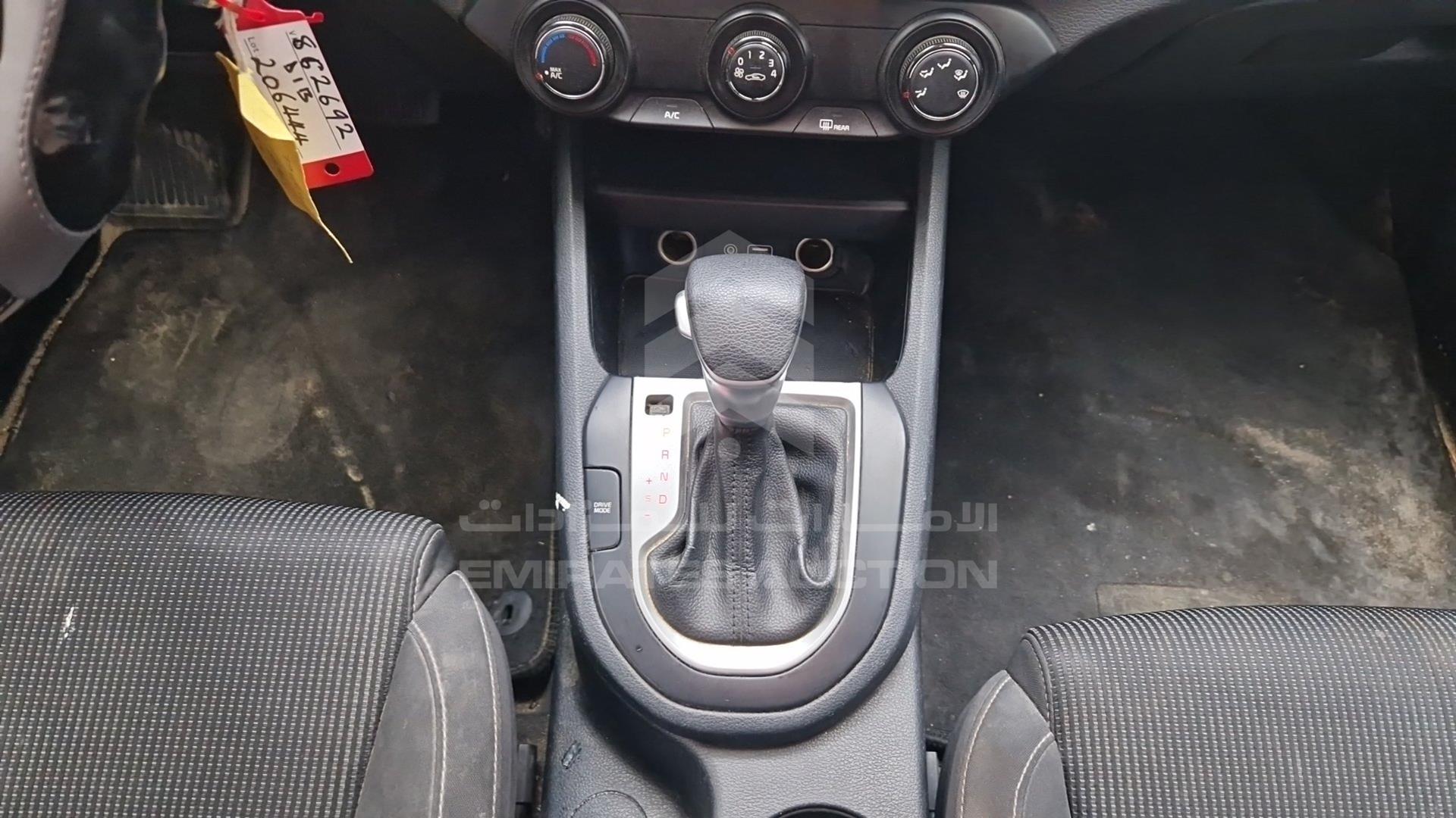2020 KIA CERATO VIN: KNAF24168L5862692