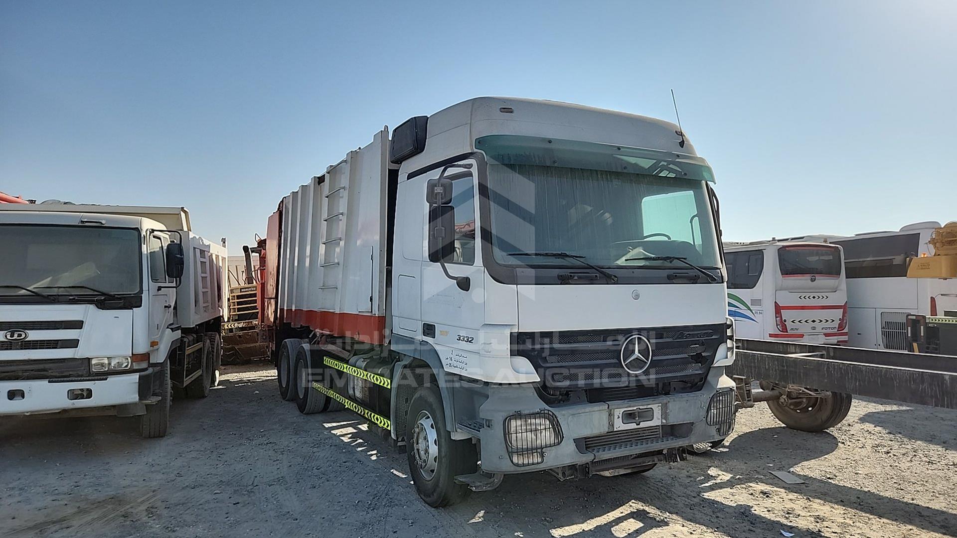 2008 MERCEDES ACTROS VIN: WDAKHCAA58L280327