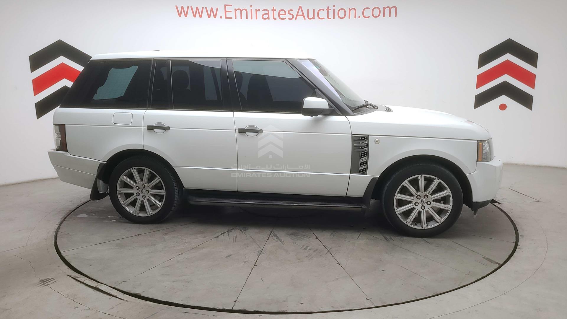 2011 RANGE ROVER VOGUE VIN: SALLMAME4BA346562