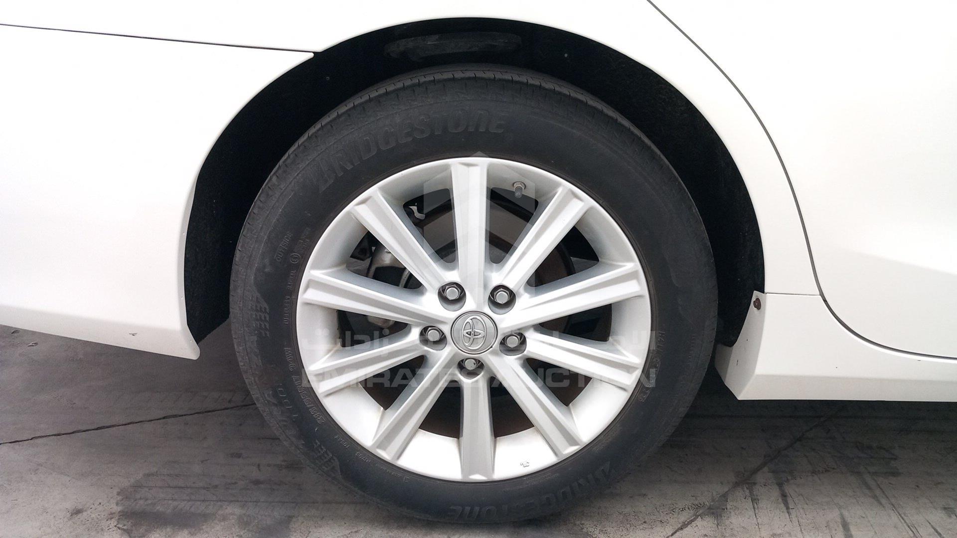 2017 TOYOTA CAMRY VIN: 6T1BF9FK4HX667953