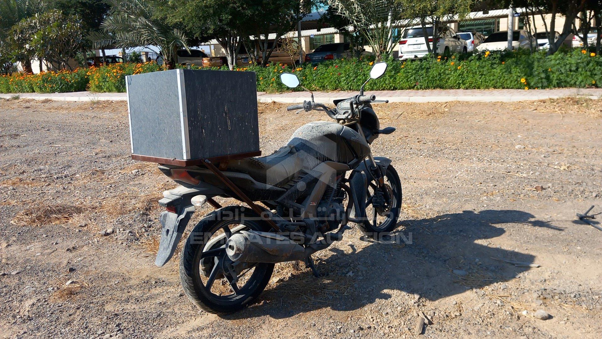 0 HONDA UNICORN VIN: ME4KC2034G8000816
