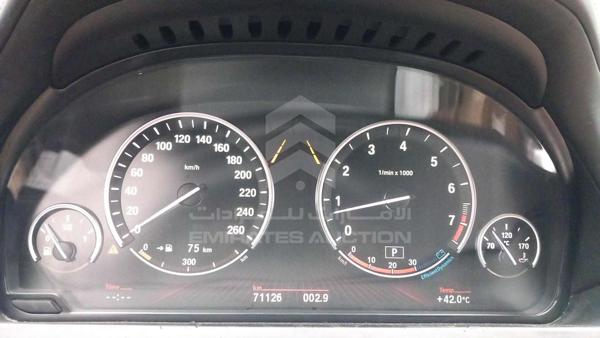 2010 BMW 750 VIN: WBAKB8108AC342700