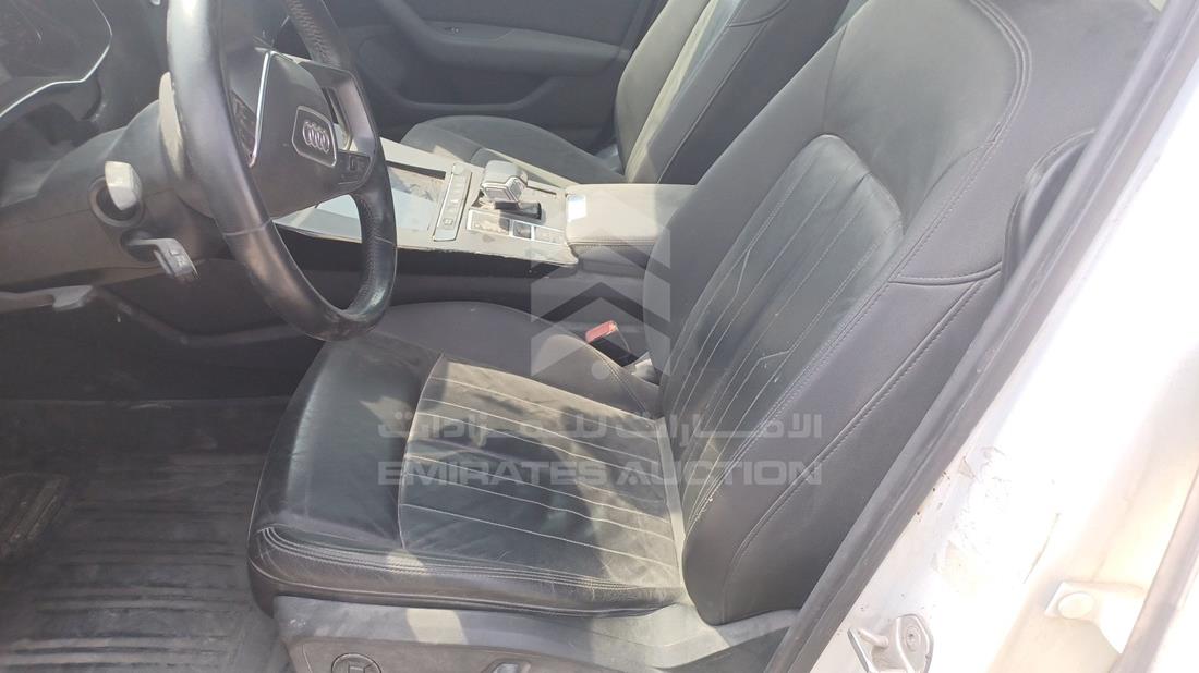 اودي ايه 6 2020 — زاوية السائق الأمامية اليسرى — صورة 12