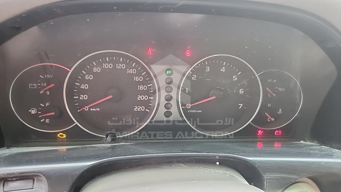 2003 Toyota Land Cruiser — Speedometer & RPM Gauges — Photo 9