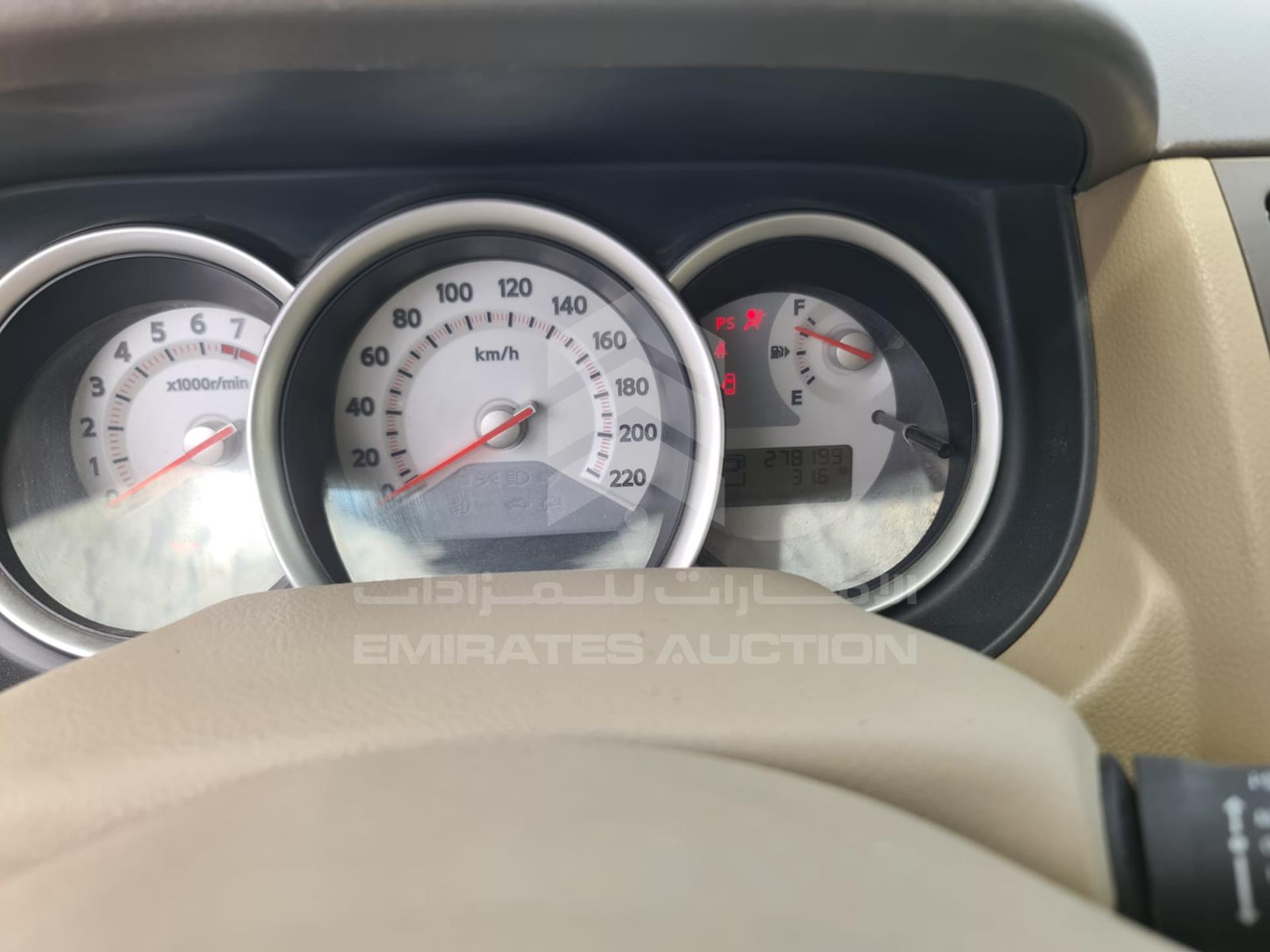2010 NISSAN TIIDA VIN: JN1CC11C7AT040498