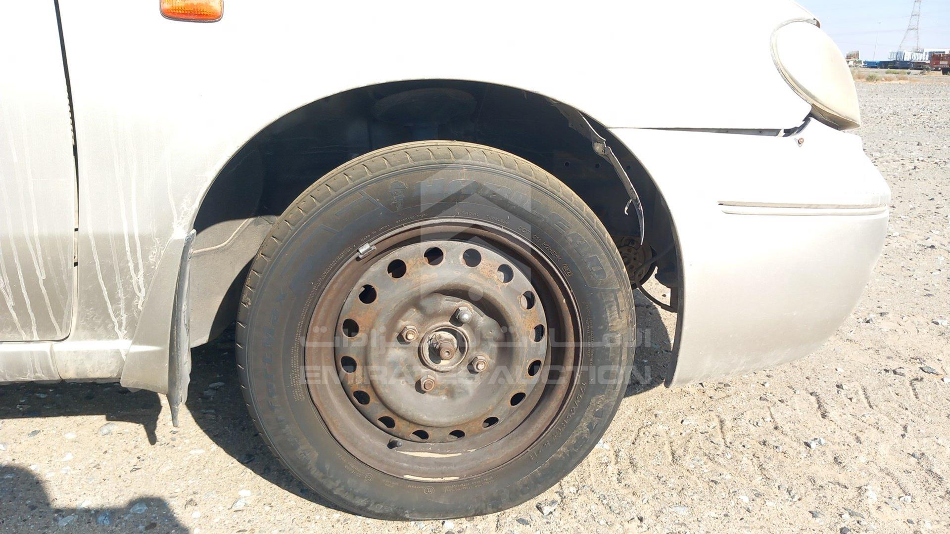 2004 NISSAN SUNNY VIN: JN1FN61C74W063383