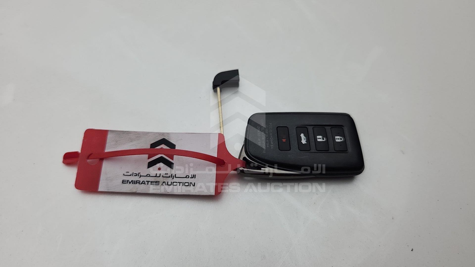2018 LEXUS IS300 VIN: JTHC81D24J5029642