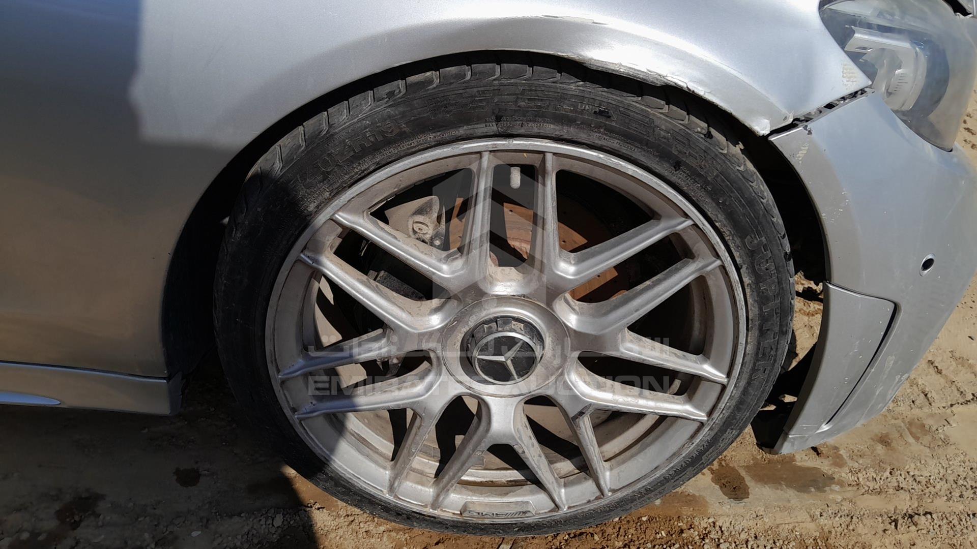 2017 MERCEDES C 200 VIN: WDDWF4CB3HR255400