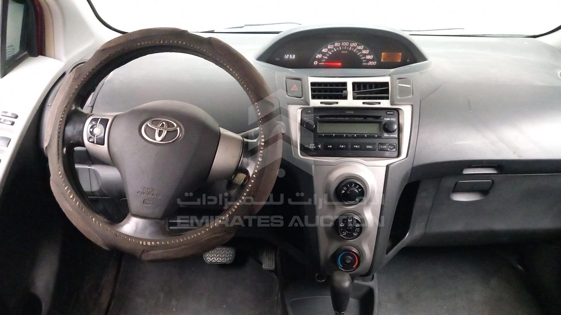 2009 TOYOTA YARIS VIN: JTDKW923995117837