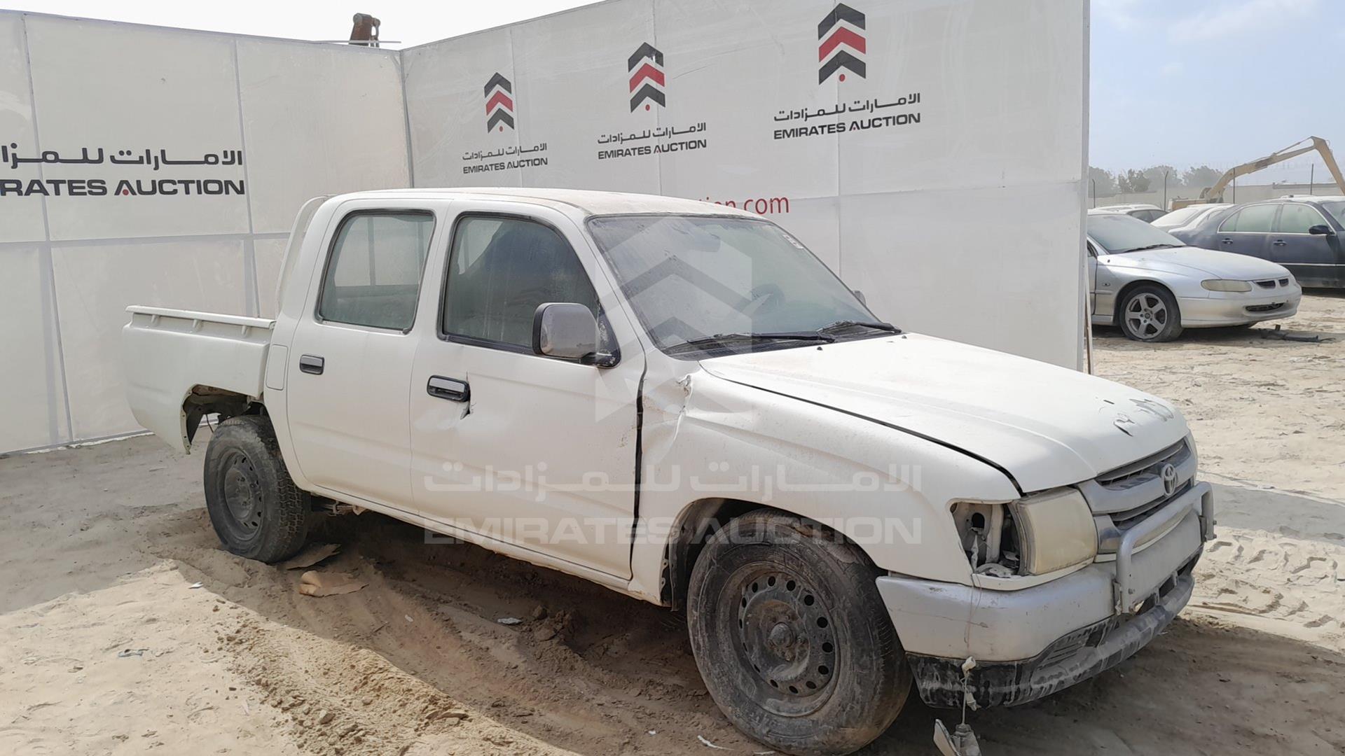 2004 TOYOTA PICK UP VIN: JTFEM426240146092