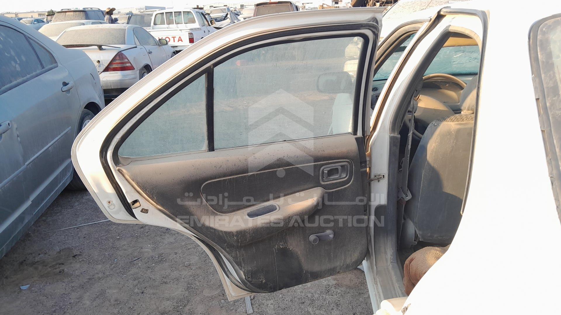1999 NISSAN SUNNY VIN: JN1BB41S8YW003671