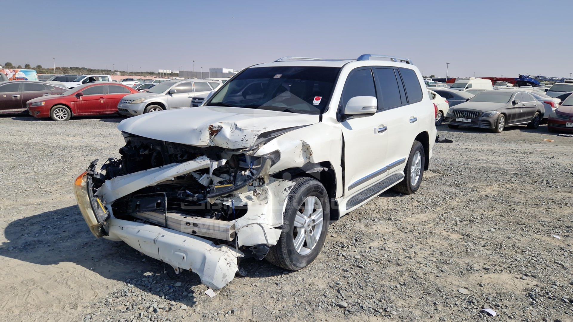 2014 TOYOTA LAND CRUISER VIN: JTMHX09J3E5041422