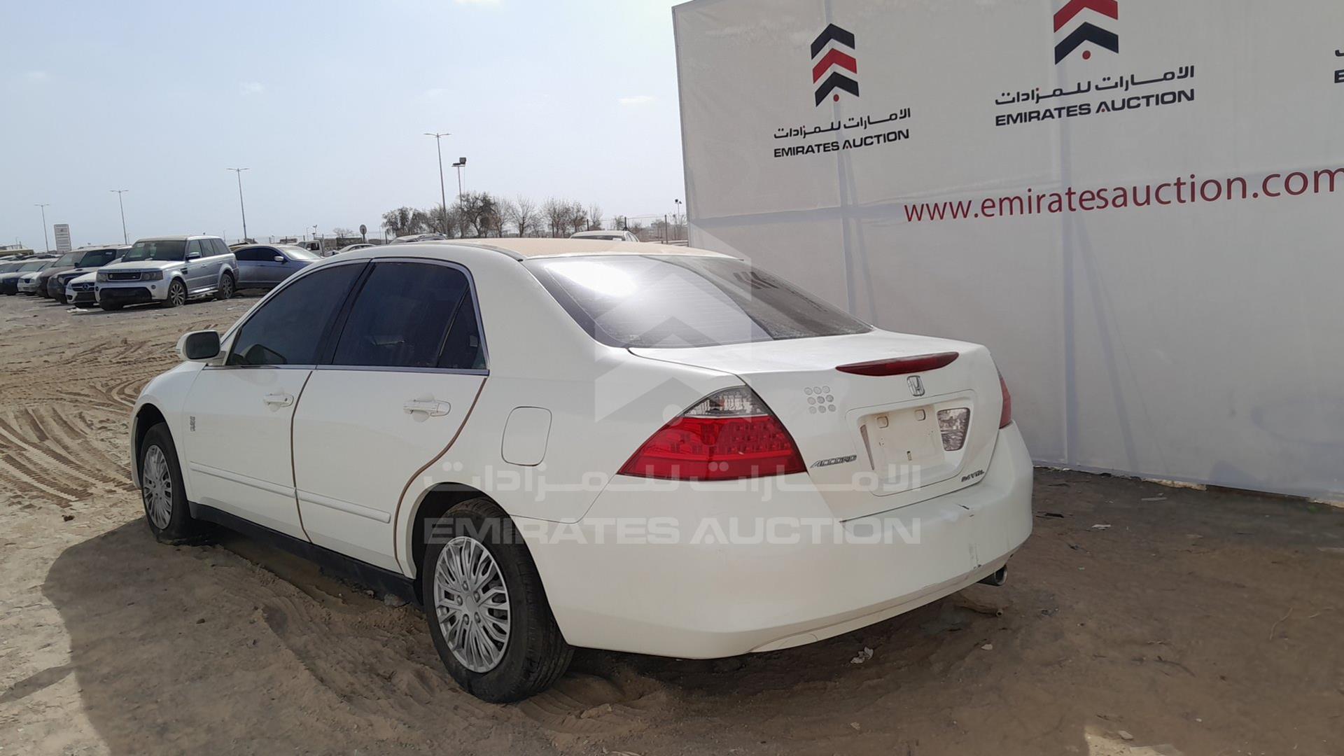 2006 HONDA ACCORD VIN: JHMCM56586C404512