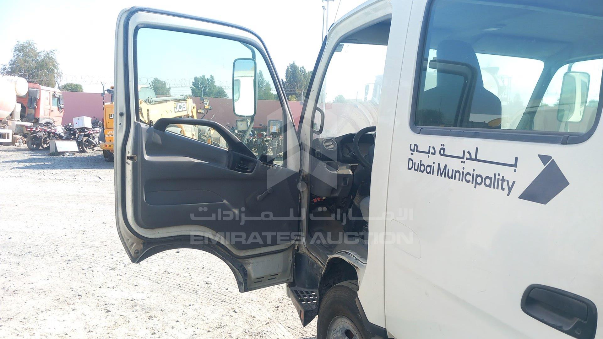 2014 HINO 300 VIN: JHHLCK1H0EK007723