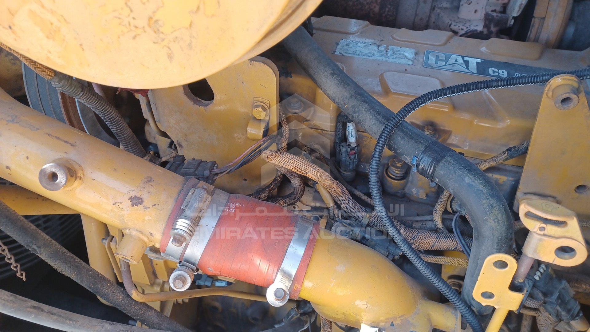 2015 CATERPILLAR D6R VIN: CAT00D6RTEMM00277