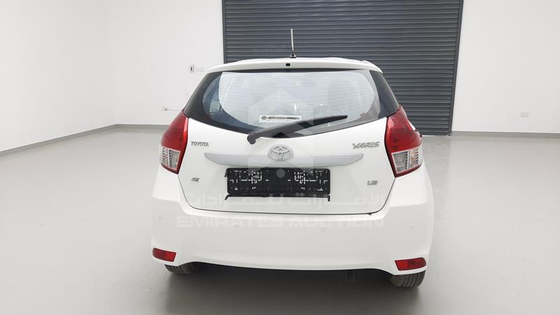 MR2KT9F37F1131766 Auction: EmiratesAuction Lot: 404945 MR2KT9F37F1131766 Toyota Yaris 2015 WHITE Photo 8