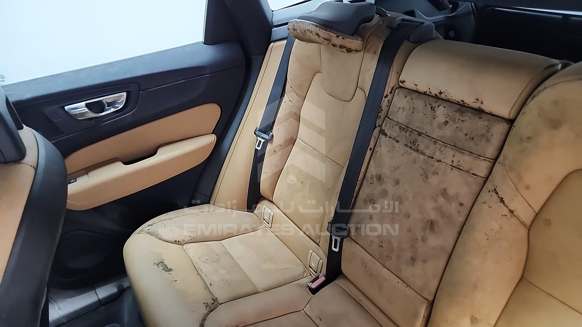 2018 VOLVO XC 60 VIN: YV110AUZ5J1066987
