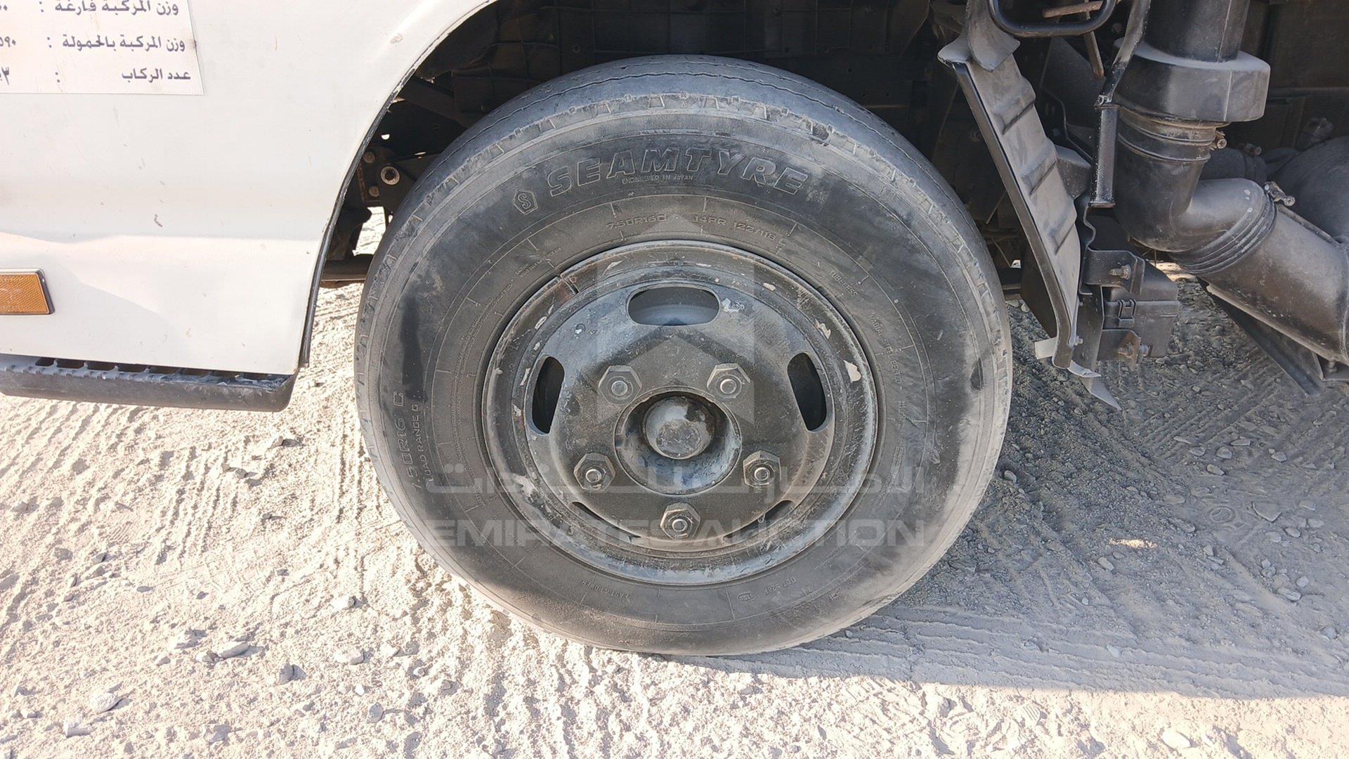 2008 ISUZU NPR VIN: JAMKP34G387P03523