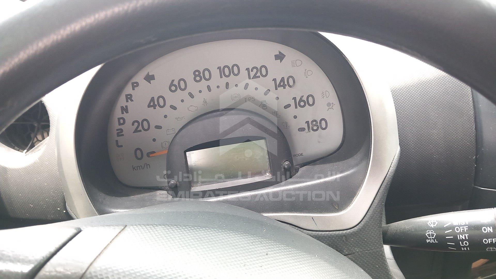 2005 DAIHATSU SIRION VIN: JD1GM301451007208