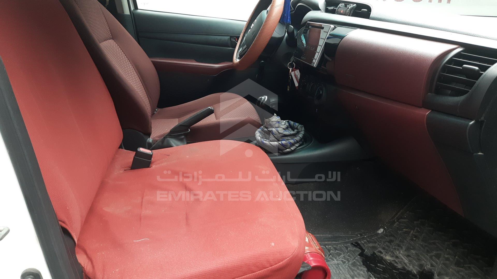 2017 TOYOTA HILUX VIN: MR0CX8CD3H0542227