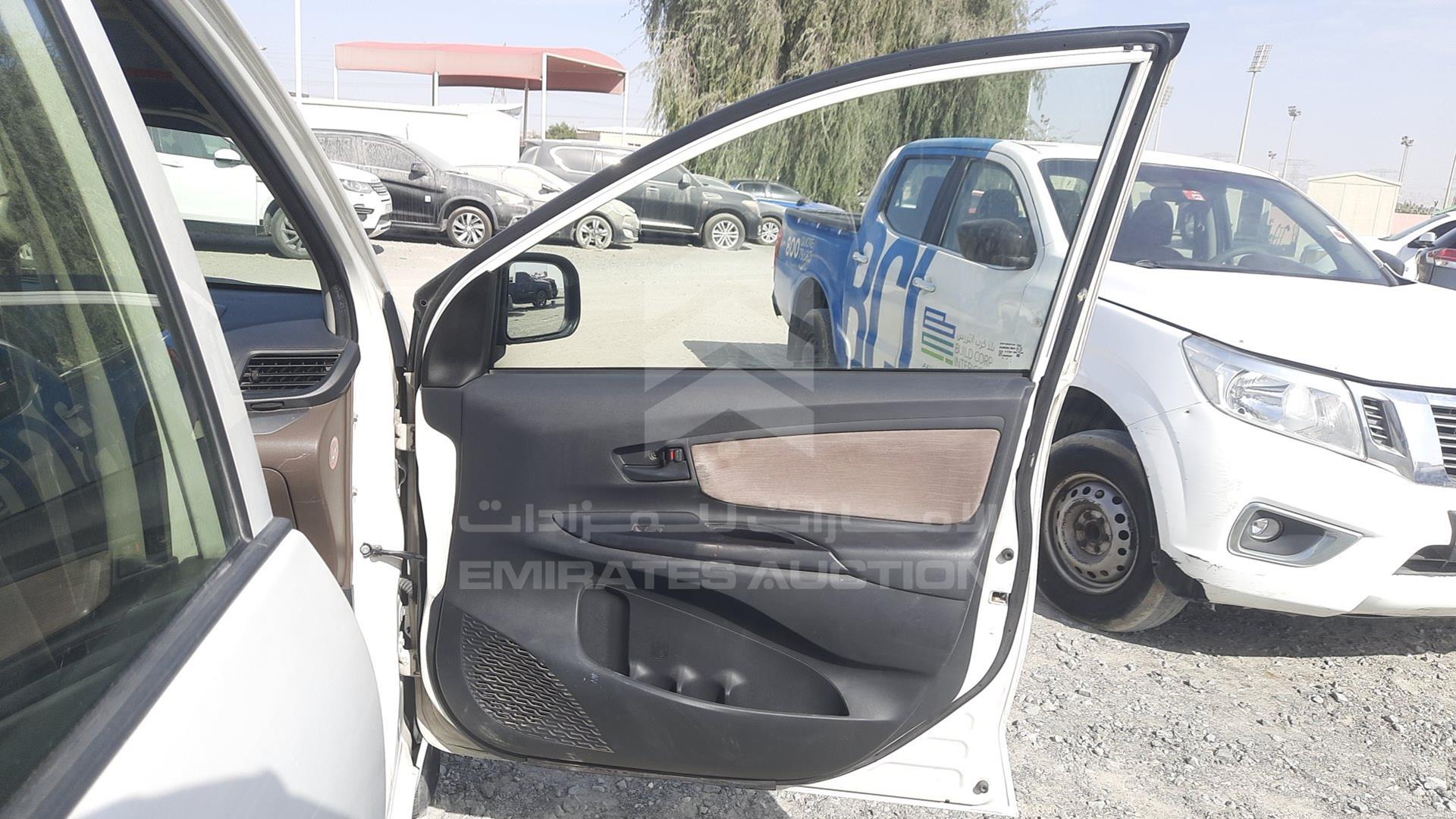 2017 TOYOTA AVANZA VIN: MHKMF52F3HK004709