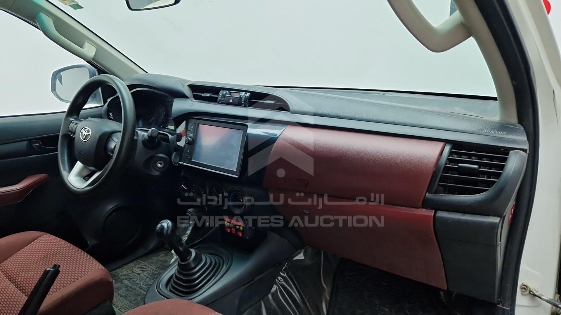 2022 TOYOTA HILUX VIN: MR0DX9CD6N2646012