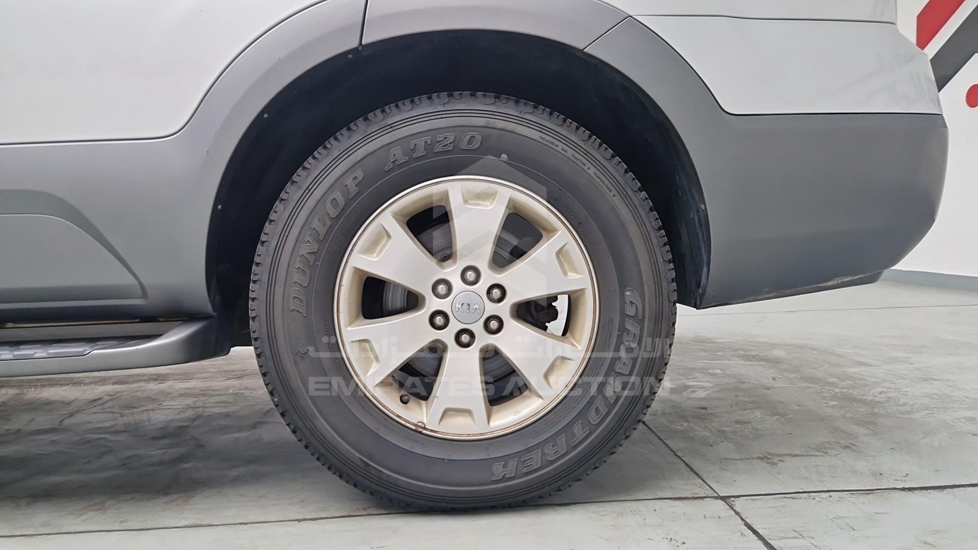 2012 KIA MOHAVE VIN: KNAKN8113C5074811