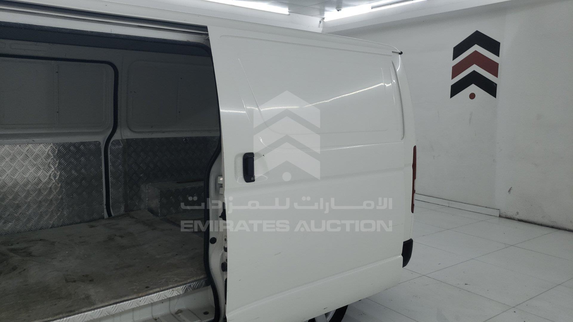 JTFHX02P2D0079967 - 2013 Toyota Hiace - #352830