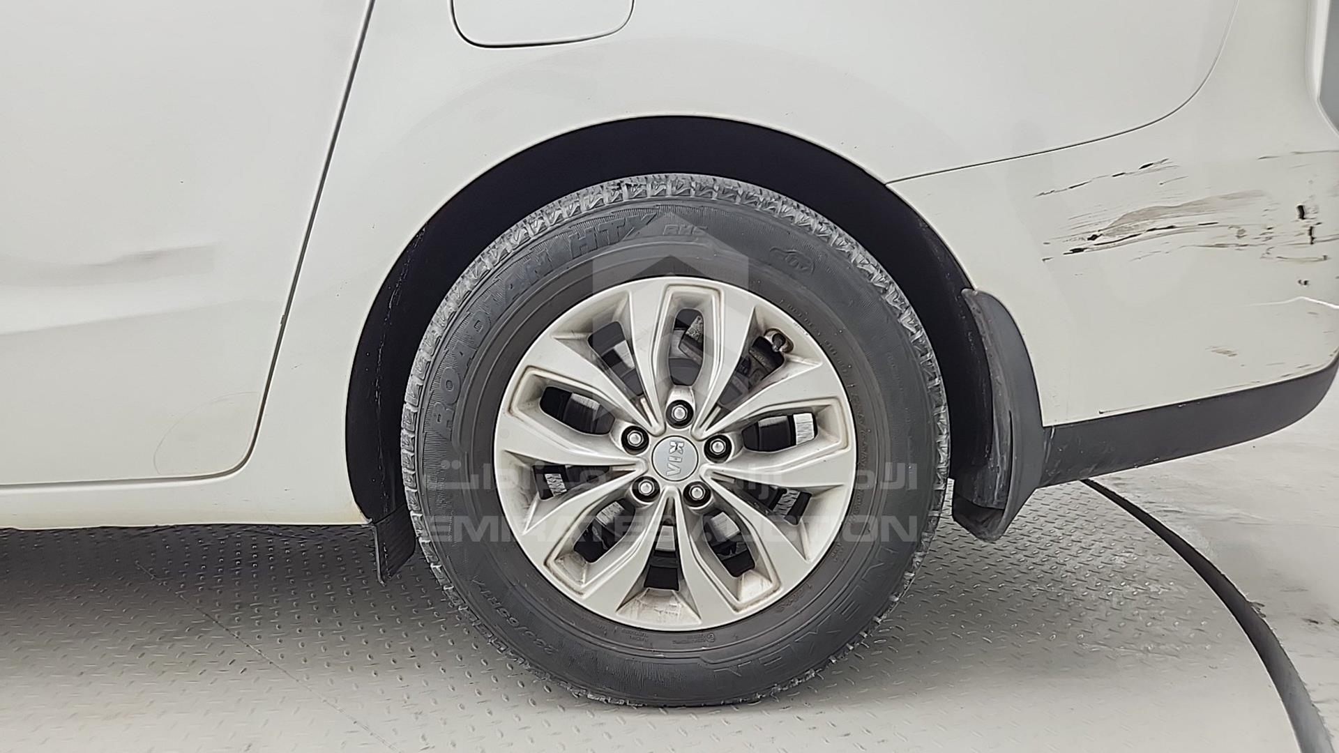 2020 KIA CARNIVAL VIN: KNAMB8123L6623802