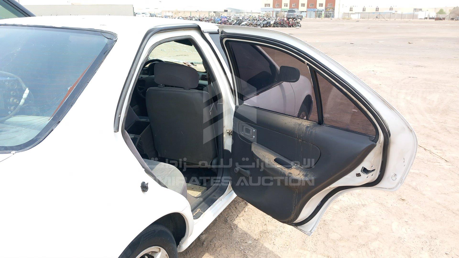 2000 NISSAN SUNNY VIN: JN1BB41S5YW002736