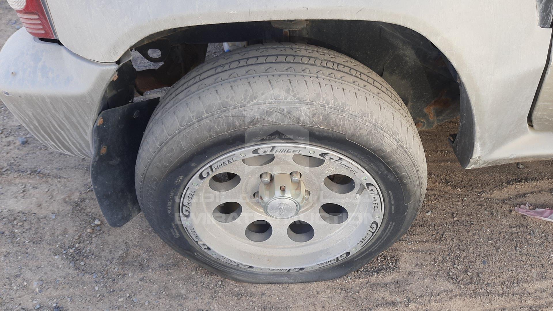 0 MITSUBISHI PAJERO VIN: H57A-0018137