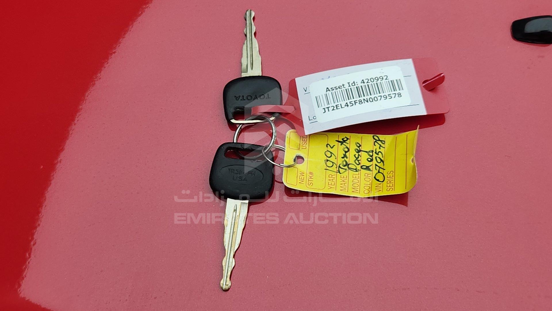 1992 TOYOTA --- VIN: JT2EL45F8N0079578