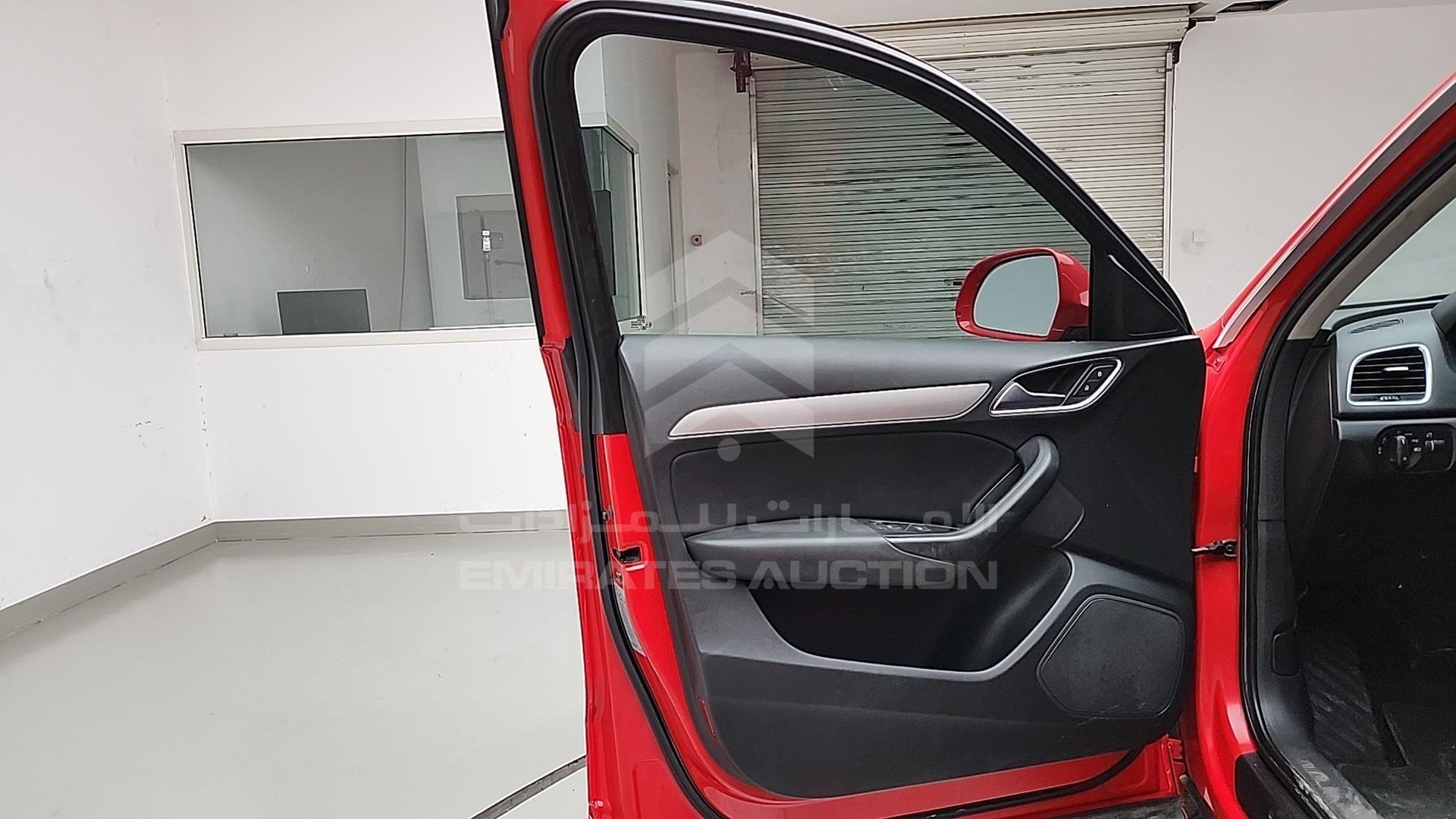 2014 AUDI Q3 VIN: WA1DFAFS4ER000370