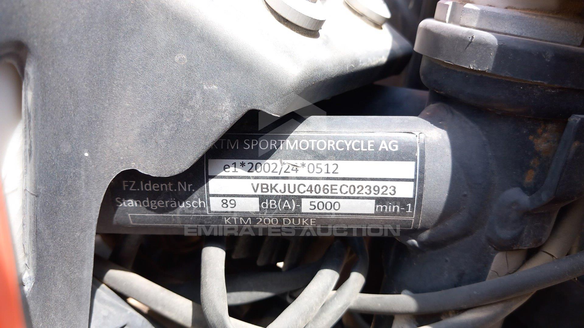 0 KTM --- VIN: VBKJUC406EC023923